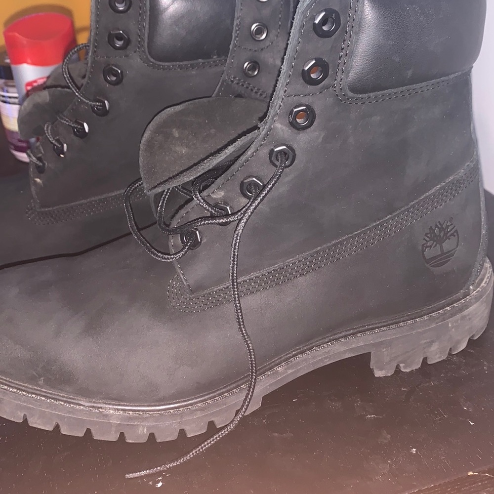 BLACK TIMBERLAND WINTER BOOTS